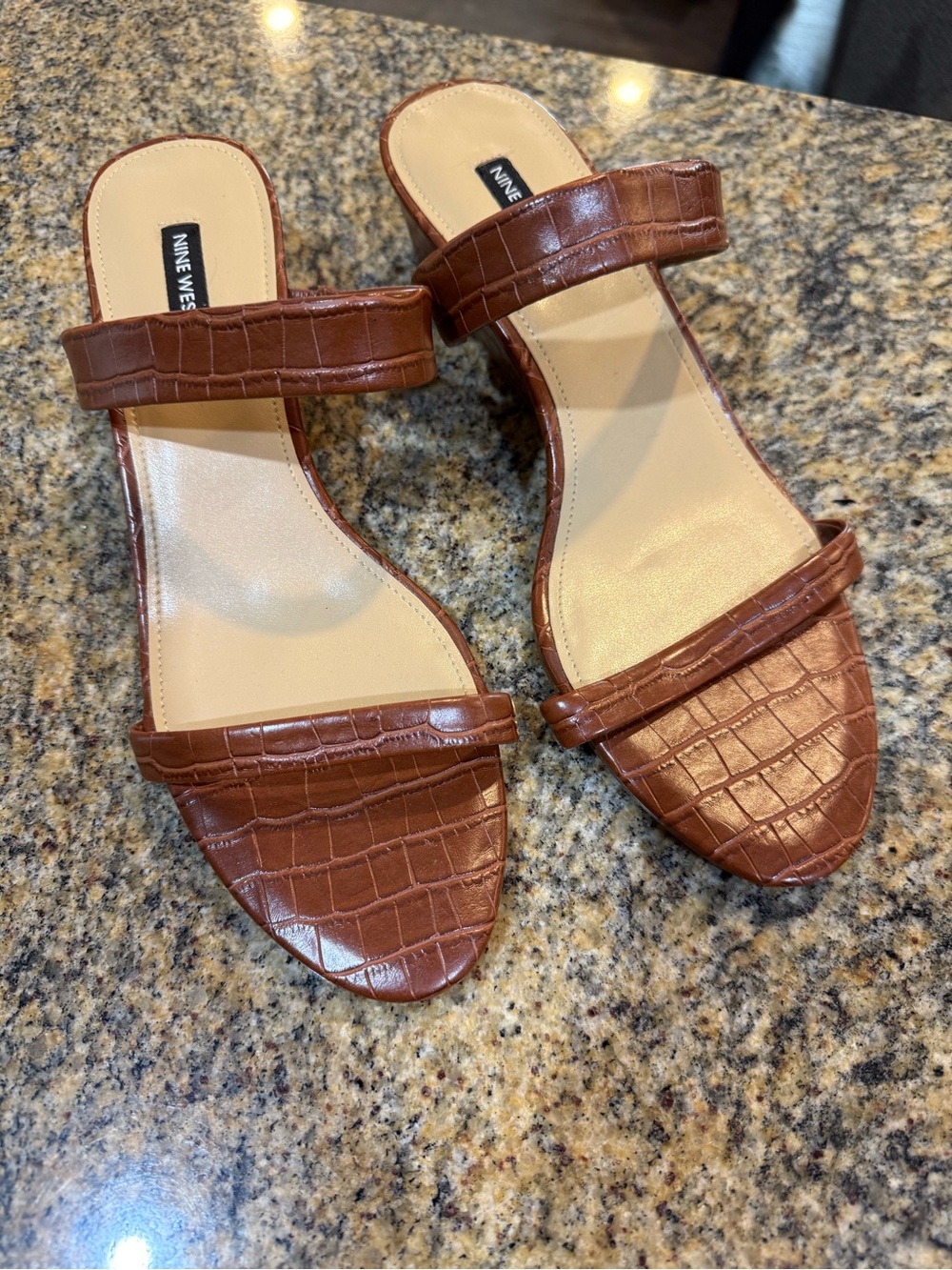 Nine West brown kitten heels size 11